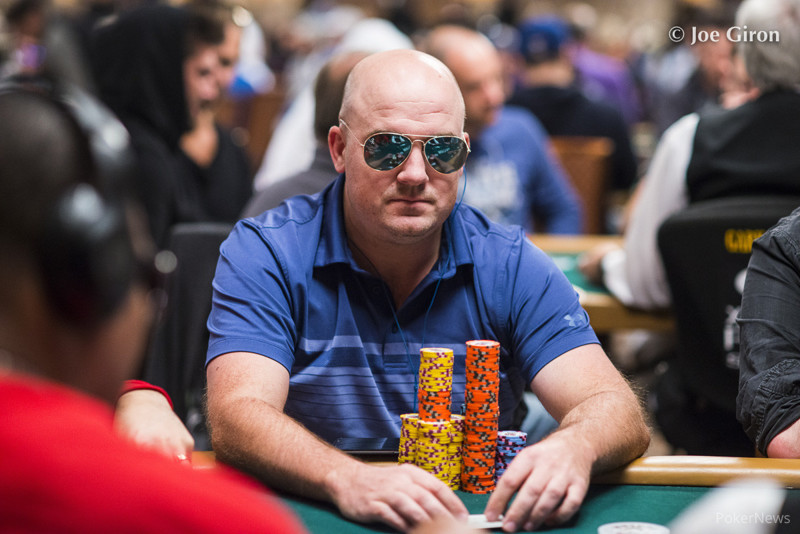 photo by pokernews.com (Joe Giron)